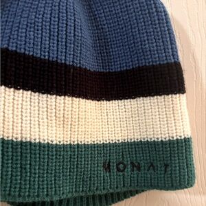 Monat hats